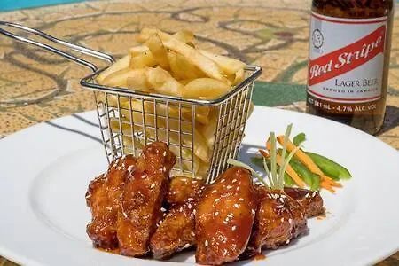 Inn Hospitality Expert Jagger - Tour Pool Bar Beach Montego Bay