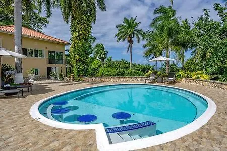 Inn Hospitality Expert Jagger - Tour Pool Bar Beach Montego Bay
